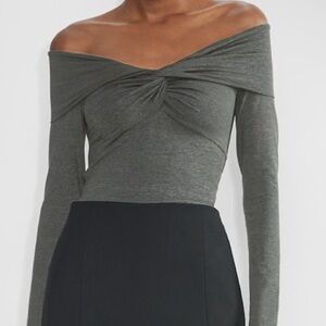 Aritzia Contour Twist-off Shoulder Long Sleeve Charcoal